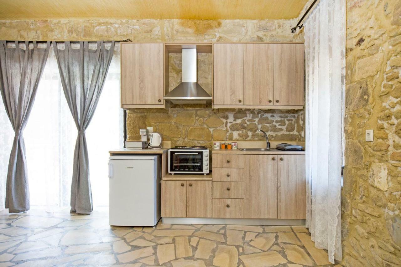 Petrakis Cretan Homes Kissamos