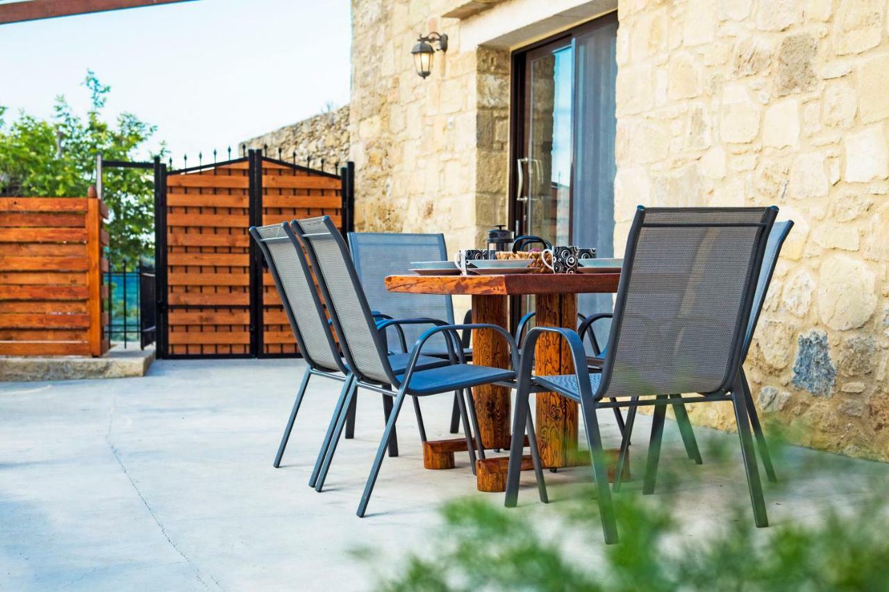 Petrakis Cretan Homes * Kissamos