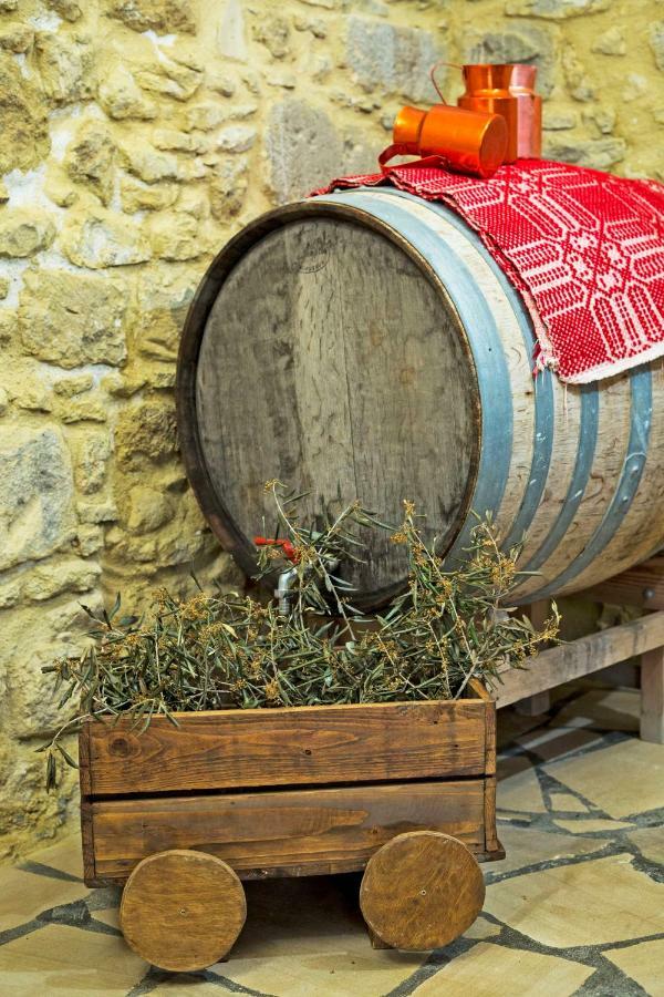 Petrakis Cretan Homes * Kissamos