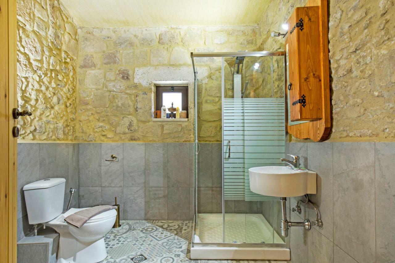 Petrakis Cretan Homes *