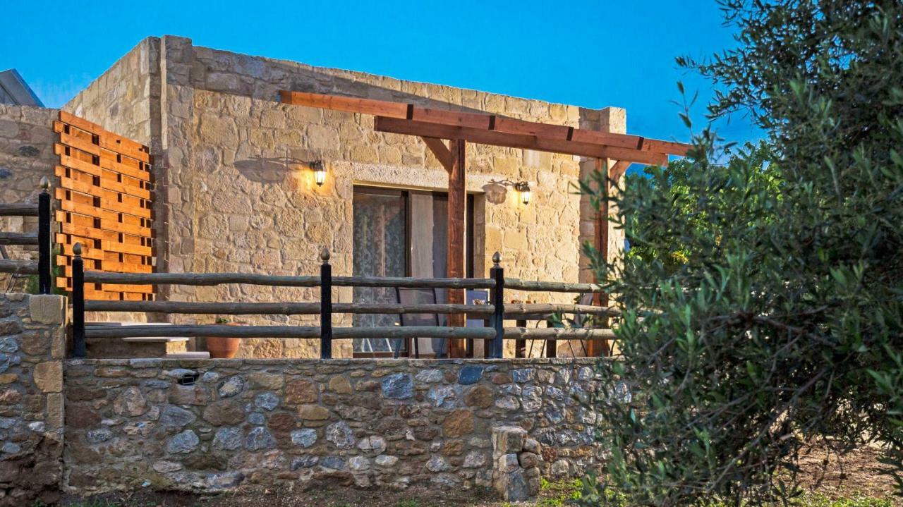 Petrakis Cretan Homes * Kissamos